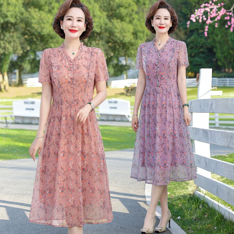 Summer Clothing Over 60 - Elegancka letnia sukienka dla kobiet w