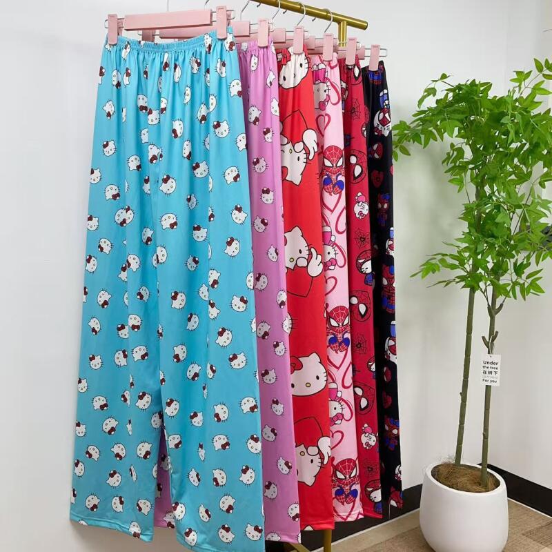 Nowa piżama z kreskówkowym mot – Summer Cloth recenzja i cena